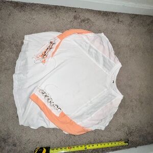 FREE PEOPLE BOHO SHIRT. Sz XS- Oversize, metal cuff detail.  Off white & peach.